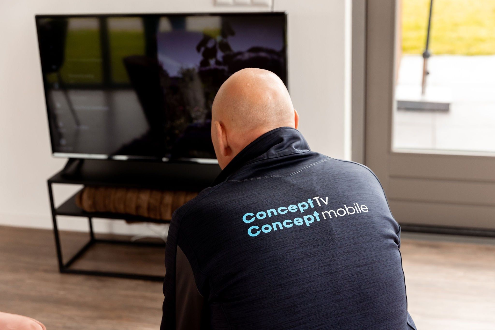 Reparatiewerkzaamheden aan glasvezel in recreatiebranche